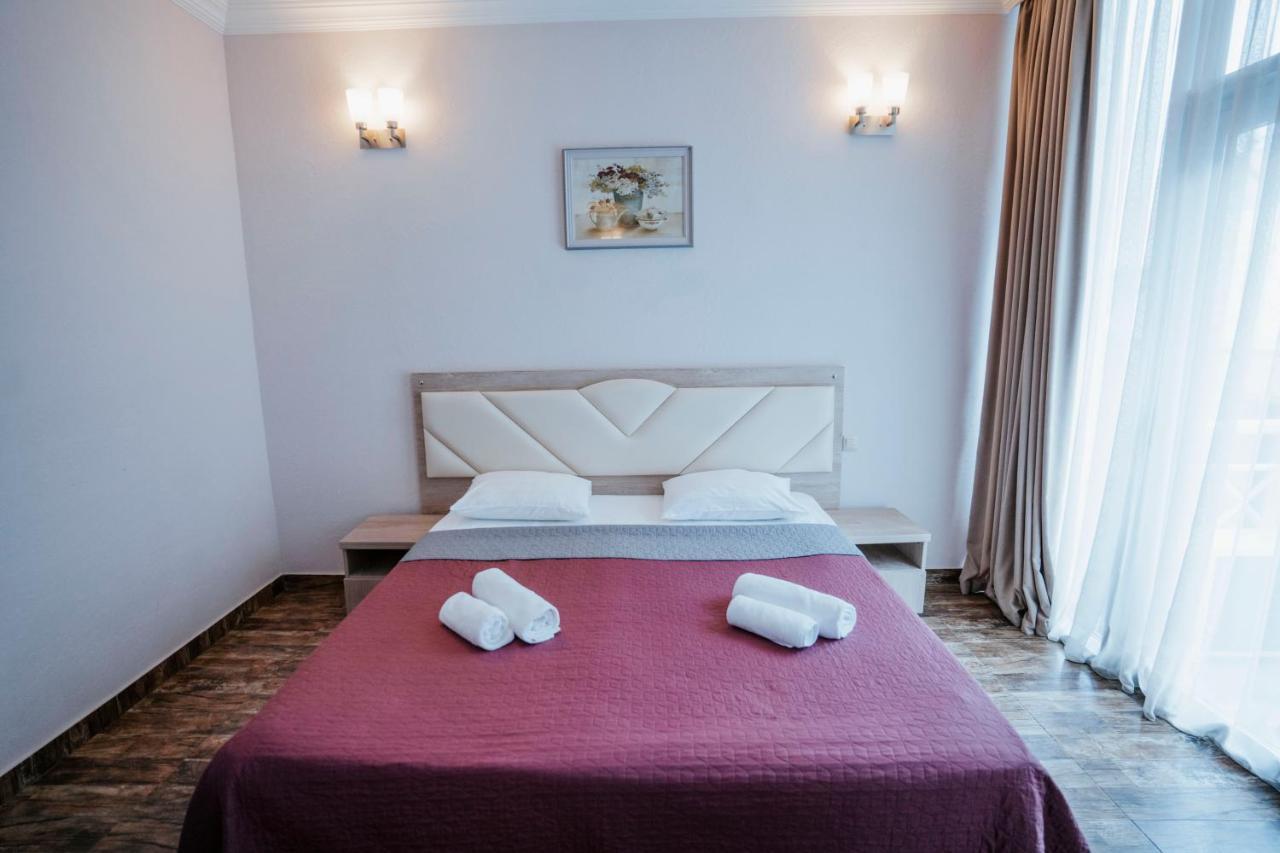 Hotel General Batumi Kültér fotó