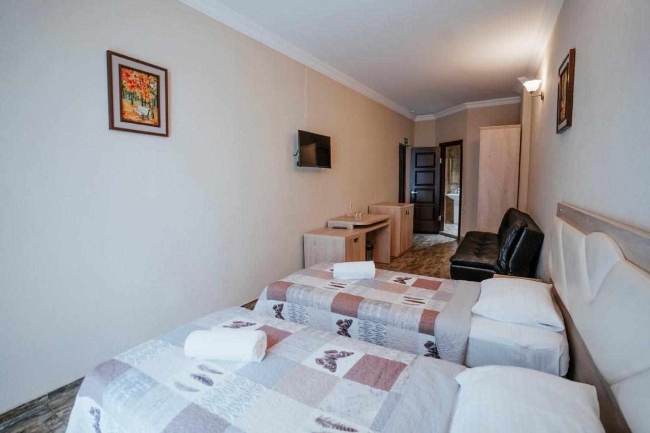 Hotel General Batumi Kültér fotó