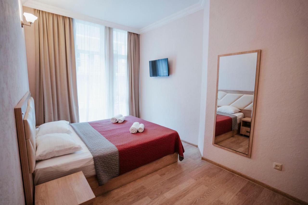 Hotel General Batumi Kültér fotó